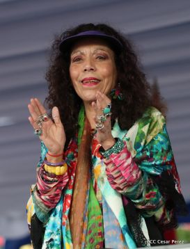 Daniel y Rosario junto al pueblo celebran 38 años del Repliegue a Masaya