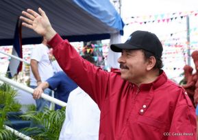 Daniel y Rosario junto al pueblo celebran 38 años del Repliegue a Masaya