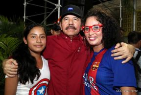 Daniel y Rosario junto al pueblo celebran 38 años del Repliegue a Masaya