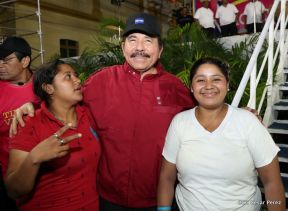 Daniel y Rosario junto al pueblo celebran 38 años del Repliegue a Masaya