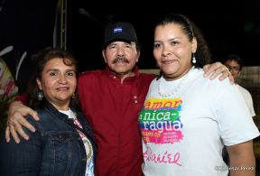 Daniel y Rosario junto al pueblo celebran 38 años del Repliegue a Masaya