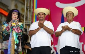 Daniel y Rosario junto al pueblo celebran 38 años del Repliegue a Masaya