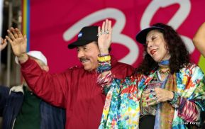 Daniel y Rosario junto al pueblo celebran 38 años del Repliegue a Masaya