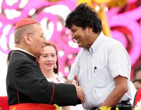 Rosario y Daniel celebran junto al pueblo 38 años de Revolución