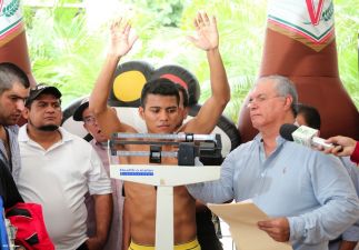 Dieron el peso... ¡y ahora van a la guerra!