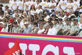 Rosario y Daniel celebran junto al pueblo 38 años de Revolución