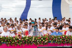 Rosario y Daniel celebran junto al pueblo 38 años de Revolución