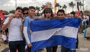 Rosario y Daniel celebran junto al pueblo 38 años de Revolución