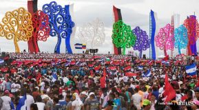 Rosario y Daniel celebran junto al pueblo 38 años de Revolución