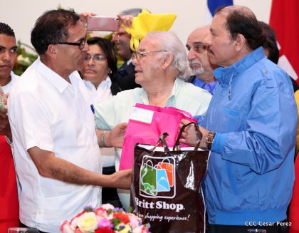 Daniel y Rosario en el XXIII encuentro del Foro de Sao Paulo