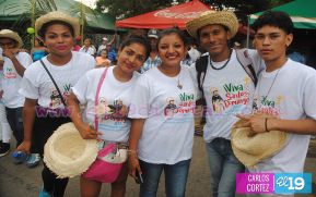 Miles de managuas participan del desfile hípico en honor a Santo Domingo