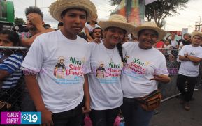 Miles de managuas participan del desfile hípico en honor a Santo Domingo