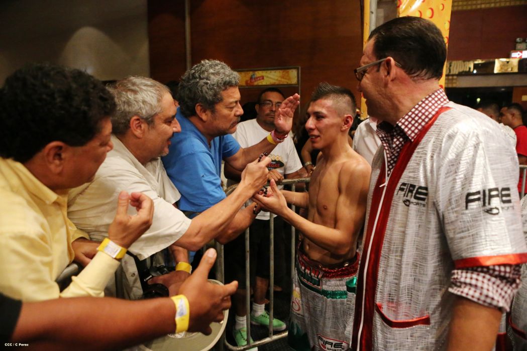 Triunfa el "Chocolatito" en el séptimo