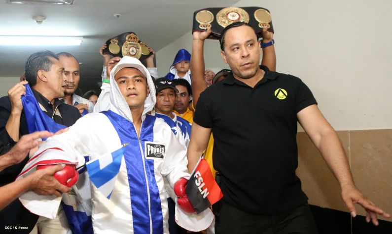 Triunfa el "Chocolatito" en el séptimo