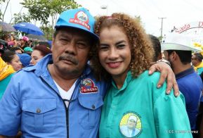 Miles de fieles acompañan a Santo Domingo en su regreso a Las Sierritas