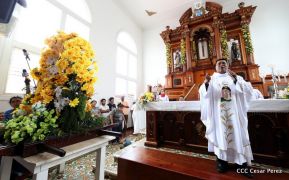Santo Domingo ya se encuentra en su trono de Las Sierritas