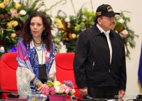 Acto del 37 aniversario de la Fuerza Naval