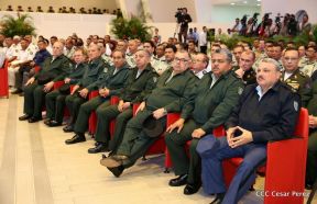 Acto del 37 aniversario de la Fuerza Naval