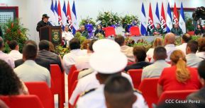 Acto del 37 aniversario de la Fuerza Naval