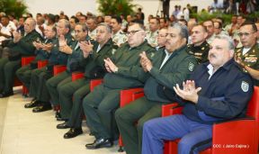 Acto del 37 aniversario de la Fuerza Naval