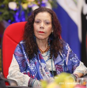 Acto del 37 aniversario de la Fuerza Naval