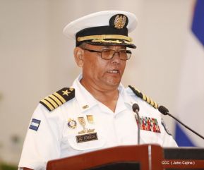 Acto del 37 aniversario de la Fuerza Naval