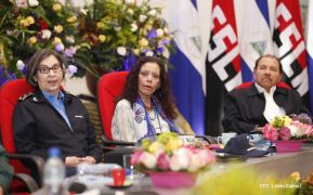 Acto del 37 aniversario de la Fuerza Naval