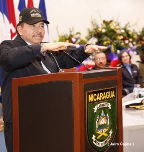 Acto del 37 aniversario de la Fuerza Naval