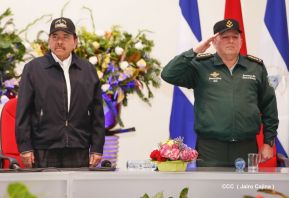 Acto del 37 aniversario de la Fuerza Naval