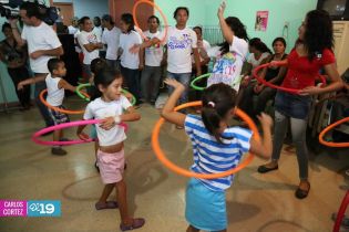Promotoría Solidaria lleva alegría a niñ@s quemad@s