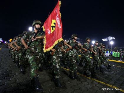 Desfile del Ejército de Nicaragua en saludo a su 38 aniversario