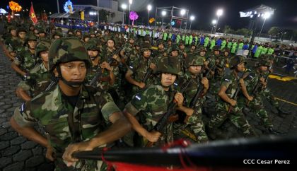 Desfile del Ejército de Nicaragua en saludo a su 38 aniversario