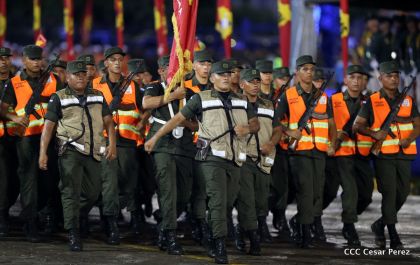 Desfile del Ejército de Nicaragua en saludo a su 38 aniversario