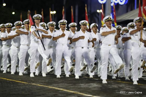 Desfile del Ejército de Nicaragua en saludo a su 38 aniversario