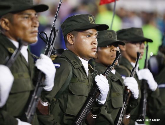 Desfile del Ejército de Nicaragua en saludo a su 38 aniversario