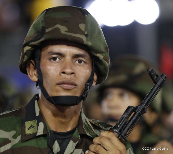 Desfile del Ejército de Nicaragua en saludo a su 38 aniversario