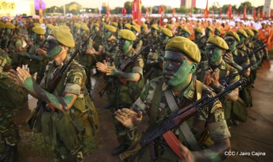 Desfile del Ejército de Nicaragua en saludo a su 38 aniversario