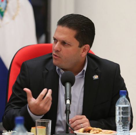 Presidente Daniel se reúne con directivos de AMCHAM