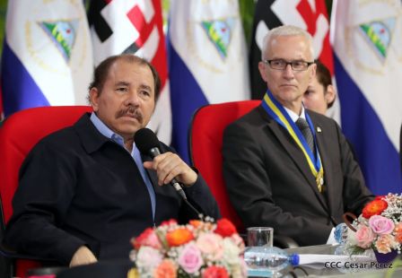 Daniel y Rosario clausuran XXIII reunión de la Comisión de Jefes y Directores de Policías de Centroamérica, México, el Caribe y Colombia