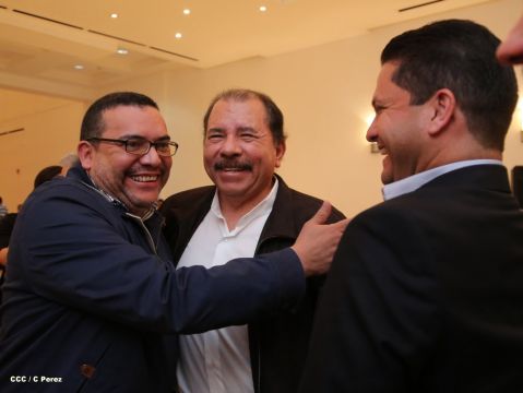 Presidente Daniel se reúne con directivos de AMCHAM