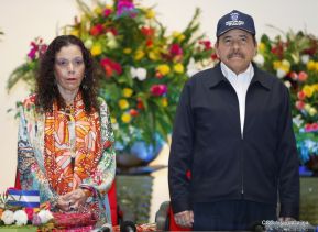 Acto del 38 Aniversario de fundación de la Policía Nacional