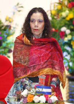 Acto del 38 Aniversario de fundación de la Policía Nacional