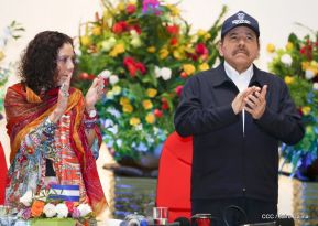 Acto del 38 Aniversario de fundación de la Policía Nacional