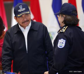 Acto del 38 Aniversario de fundación de la Policía Nacional
