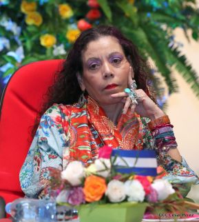 Acto del 38 Aniversario de fundación de la Policía Nacional