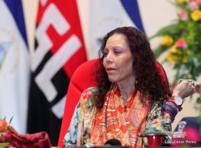 Acto del 38 Aniversario de fundación de la Policía Nacional