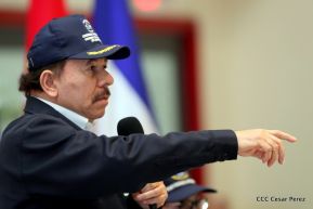 Acto del 38 Aniversario de fundación de la Policía Nacional