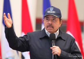 Acto del 38 Aniversario de fundación de la Policía Nacional