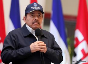 Acto del 38 Aniversario de fundación de la Policía Nacional