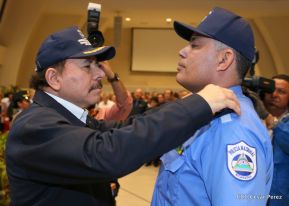 Acto del 38 Aniversario de fundación de la Policía Nacional